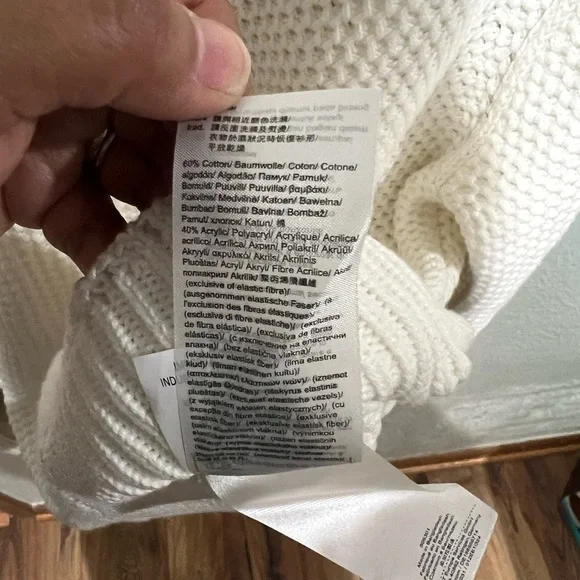 Esprit Women's Off-White Scoop Neck Sweater Perfect EUC Cotton Blend - Picture 3 of 3